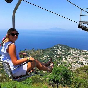 Meet your Posher, Lizzy